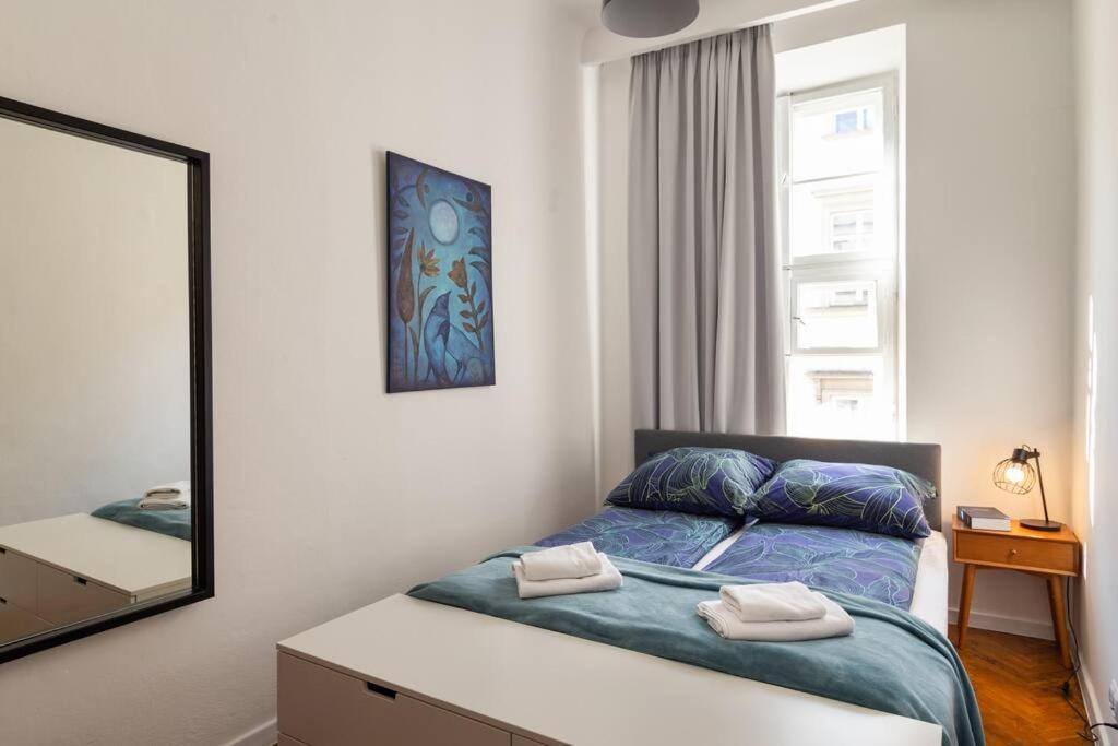 Royal Route Apartment Fully Equipped Красков Екстериор снимка