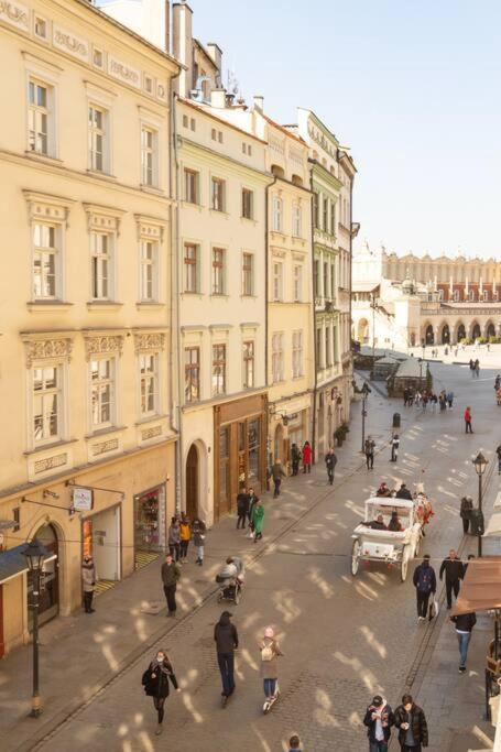 Royal Route Apartment Fully Equipped Красков Екстериор снимка