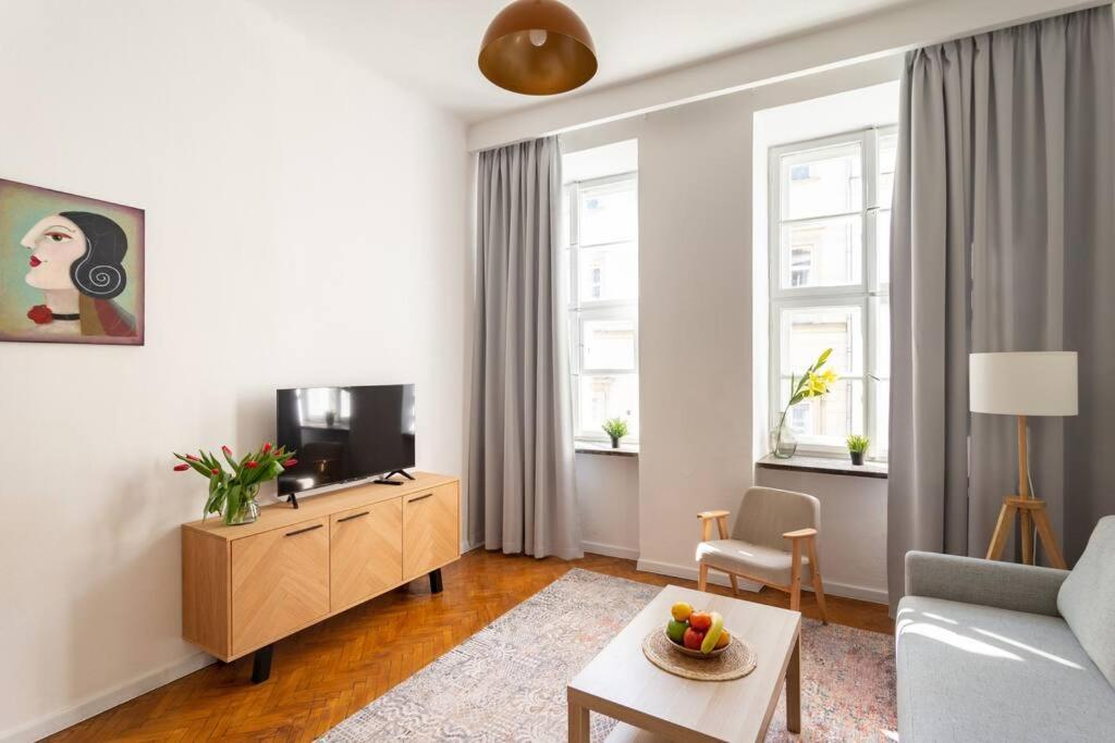 Royal Route Apartment Fully Equipped Красков Екстериор снимка
